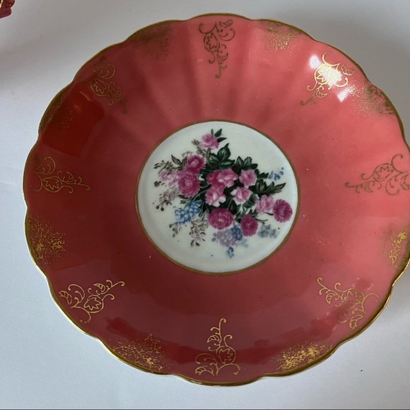 Vintage Teacup and saucer matching set - Picture 7 of 12